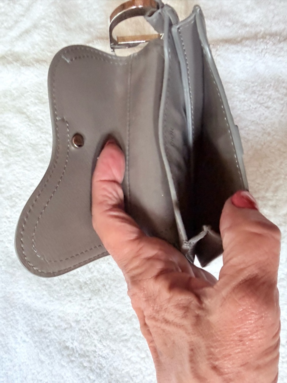 Christian Dior Saddle Key Ring Coin Pouch in grained calfskin leather. - Picture 7 of 10
